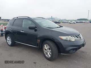 2011 Nissan Murano S z VIN JN8AZ1MW3BW179721, wystawiony jako IAAI lot #42491680 z przebiegiem 170 485 mil mil oraz . Historia ofert i sprzedaży dostępna na DreamBid. Obrazek 1.