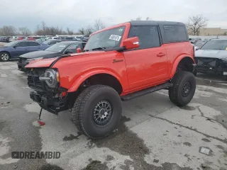 2023 Ford Bronco z VIN 1FMDE5AHXPLC15412, wystawiony jako Copart lot #50881875 z przebiegiem 437 mil mil oraz Szkoda całkowita • Salvage title. Historia ofert i sprzedaży dostępna na DreamBid. Obrazek 1.