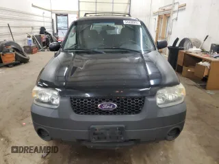 2005 Ford Escape XLS Value with VIN 1FMYU92Z05DA10448, listed as a Copart auction lot 54438955 with 185,303 mi miles and Salvage title. Bid and sale history available at DreamBid. Image 5.
