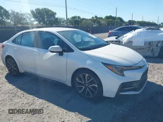 2020 Toyota Corolla SE with VIN 5YFS4RCE1LP024634, listed as a IAAI auction lot 41828897 with 61,330 mi miles. Bid and sale history available at carsss.com. Image 1.