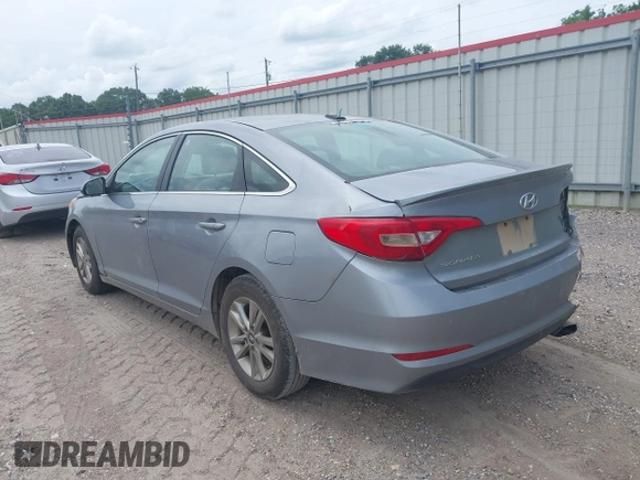 2016 Hyundai Sonata SE с VIN 5NPE24AFXGH367060, выставлен на аукционе IAAI как лот 42492315 с пробегом 198 065 миль миль и . История ставок и продаж доступна на DreamBid. Изображение 3.