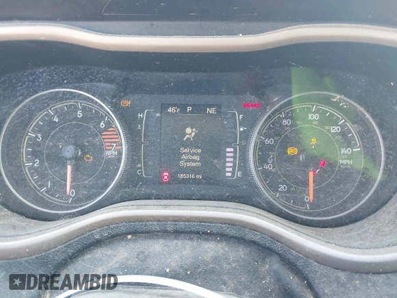2017 Jeep Cherokee Sport with VIN 1C4PJMAB1HW668725, listed as a IAAI auction lot 41589425 with 185,316 mi miles. Bid and sale history available at carsss.com. Image 7.