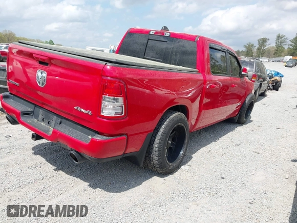 2020 Ram 1500 Big Horn z VIN 1C6SRFFT3LN301735, wystawiony jako IAAI lot #41954914 z przebiegiem 95 279 mil mil oraz . Historia ofert i sprzedaży dostępna na DreamBid. Obrazek 4.