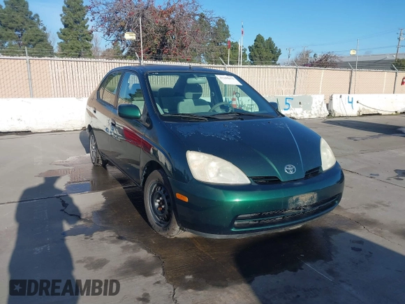 2002 Toyota Prius with VIN JT2BK18U820062497, listed as a IAAI auction lot 41265675 with 190,694 mi miles. Bid and sale history available at carsss.com. Image 1.