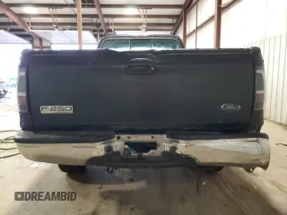 2007 Ford F-250 XL with VIN 1FTNF21587EA67193, listed as a Copart auction lot 86697654 with 196,359 mi miles and Salvage Title. Bid and sale history available at DreamBid. Image 6.