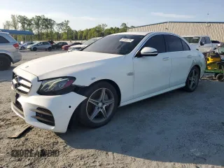 2017 Mercedes-Benz E-Class E 300 Luxury with VIN WDDZF4KB0HA014200, listed as a Copart auction lot 53135775 with 138,438 mi miles and Clean Title. Bid and sale history available at carsss.com. Image 1.