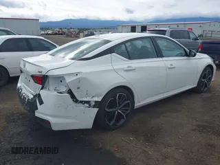 2024 Nissan Altima SR z VIN 1N4BL4CV5RN364421, wystawiony jako IAAI lot #42299917 z przebiegiem 36 169 mil mil oraz . Historia ofert i sprzedaży dostępna na DreamBid. Obrazek 4.