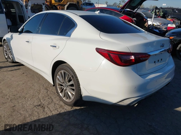 2021 Infiniti Q50 3.0t LUXE with VIN JN1EV7BP1MM706731, listed as a IAAI auction lot 41759557 with 30,907 mi miles. Bid and sale history available at carsss.com. Image 3.