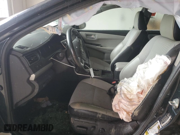 2015 Toyota Camry XLE z VIN 4T1BF1FK9FU474810, wystawiony jako Copart lot #47950725 z przebiegiem Nie podano mil oraz Szkoda całkowita • Salvage title. Historia ofert i sprzedaży dostępna na DreamBid. Obrazek 7.