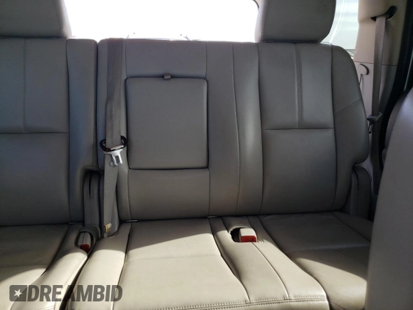 2013 GMC Yukon SLT with VIN 1GKS1CE05DR320453, listed as a Copart auction lot 47684945 with 190,361 mi miles and Salvage Title. Bid and sale history available at carsss.com. Image 10.