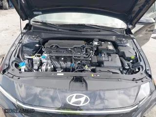 2025 Hyundai Elantra SEL Convenience with VIN KMHLS4DG5SU944082, listed as a IAAI auction lot 41711610 with 2,695 mi miles. Bid and sale history available at carsss.com. Image 10.