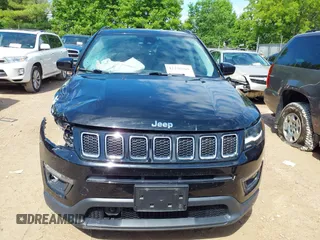 2018 Jeep Compass Latitude z VIN 3C4NJDBB9JT359862, wystawiony jako IAAI lot #42376769 z przebiegiem 53 276 mil mil oraz . Historia ofert i sprzedaży dostępna na DreamBid. Obrazek 12.