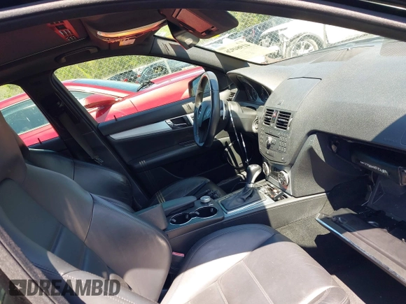 2008 Mercedes-Benz C 63 AMG with VIN WDDGF77X08F179566, listed as a IAAI auction lot 41984926 with 84,266 mi miles and . Bid and sale history available at DreamBid. Image 5.