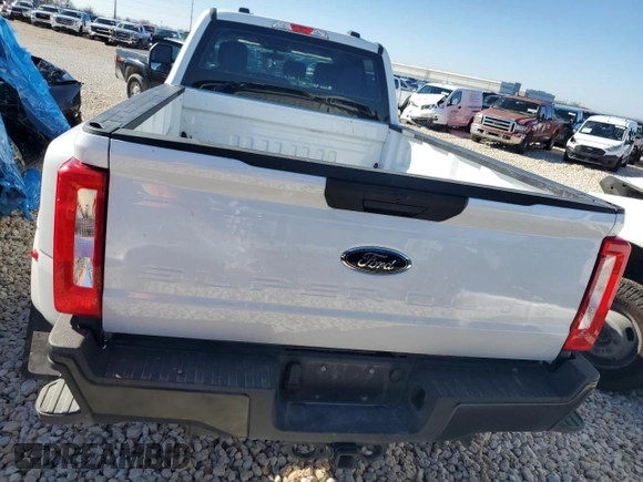 2024 Ford F-350 XL with VIN 1FT8W3DT5REC15672, listed as a Copart auction lot 42740805 with 30,713 mi miles and Salvage Title. Bid and sale history available at DreamBid. Image 6.