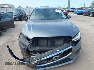 2020 Volvo XC60 Momentum z VIN YV4102DK4L1535758, wystawiony jako IAAI lot #41783535 z przebiegiem 34 112 mil mil oraz . Historia ofert i sprzedaży dostępna na DreamBid. Obrazek 13.