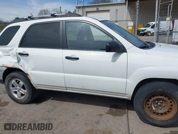 2009 Kia Sportage LX with VIN KNDJE723597560168, listed as a IAAI auction lot 41824779 with 110,386 mi miles. Bid and sale history available at carsss.com. Image 13.