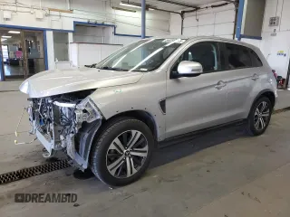 2021 Mitsubishi Outlander ES z VIN JA4ARUAU8MU023117, wystawiony jako Copart lot #56056455 z przebiegiem 59 746 mil mil oraz Szkoda całkowita • Salvage title. Historia ofert i sprzedaży dostępna na DreamBid. Obrazek 1.