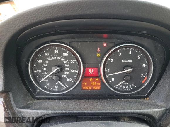 2008 BMW 3 Series 328xi with VIN WBAVC73598KP39801, listed as a Copart auction lot 43530145 with 140,626 mi miles and Salvage Title. Bid and sale history available at carsss.com. Image 9.