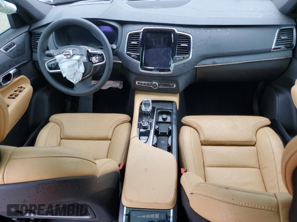 2025 Volvo XC90 Plug-In Hybrid Ultra z VIN YV4H60PF3S1312691, wystawiony jako Copart lot #51518005 z przebiegiem Nie podano mil oraz Szkoda całkowita • Salvage title. Historia ofert i sprzedaży dostępna na DreamBid. Obrazek 8.
