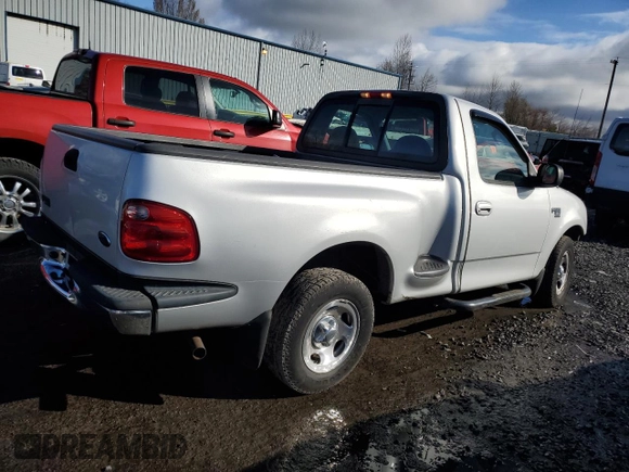 2003 Ford F-150 XL z VIN 1FTRF07W33KC45125, wystawiony jako Copart lot #48706835 z przebiegiem 86 641 mil mil oraz Szkoda całkowita • Salvage title. Historia ofert i sprzedaży dostępna na DreamBid. Obrazek 3.