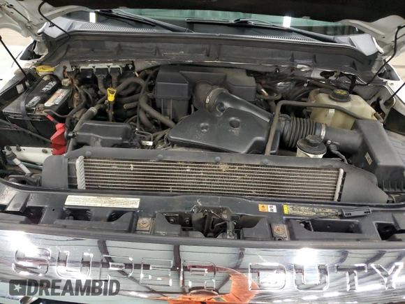 2013 Ford F-250 XL with VIN 1FT7X2B63DEA28620, listed as a Copart auction lot 82538854 with 266,804 mi miles and Clean Title. Bid and sale history available at DreamBid. Image 11.