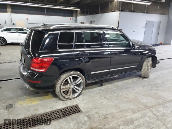 2013 Mercedes-Benz GLK 350 z VIN WDCGG8JB5DF940946, wystawiony jako Copart lot #56927945 z przebiegiem Nie podano mil oraz Szkoda całkowita • Salvage title. Historia ofert i sprzedaży dostępna na DreamBid. Obrazek 3.