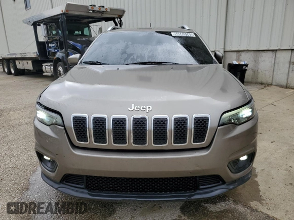 2019 Jeep Cherokee Latitude with VIN 1C4PJLCB7KD340364, listed as a Copart auction lot 53563165 with 103,175 mi miles and Clean title. Bid and sale history available at DreamBid. Image 5.