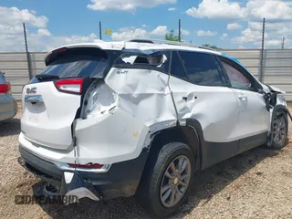 2024 GMC Terrain SLT z VIN 3GKALPEG1RL144011, wystawiony jako IAAI lot #42642293 z przebiegiem 33 000 mil mil oraz . Historia ofert i sprzedaży dostępna na DreamBid. Obrazek 4.
