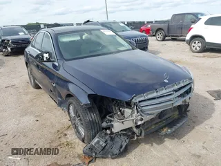 2016 Mercedes-Benz C 300 Luxury с VIN 55SWF4KB1GU099288, выставлен на аукционе IAAI как лот 42198488 с пробегом 120 572 миль миль и . История ставок и продаж доступна на DreamBid. Изображение 1.