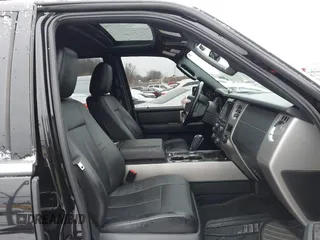 2016 Ford Expedition Limited z VIN 1FMJU2AT3GEF37984, wystawiony jako IAAI lot #41136923 z przebiegiem 142 018 mil mil oraz . Historia ofert i sprzedaży dostępna na DreamBid. Obrazek 5.