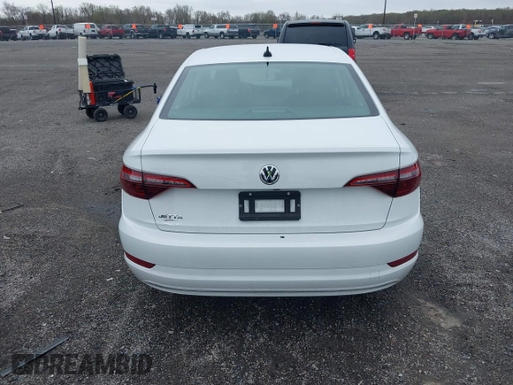2021 Volkswagen Jetta S z VIN 3VWC57BU7MM098161, wystawiony jako IAAI lot #41954687 z przebiegiem 42 161 mil mil oraz . Historia ofert i sprzedaży dostępna na DreamBid. Obrazek 17.