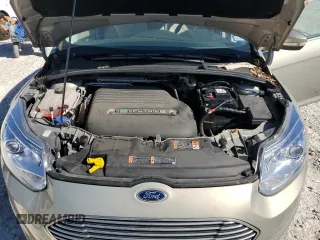 2015 Ford Focus Electric с VIN 1FADP3R4XFL293567, выставлен на аукционе Copart как лот 81951594 с пробегом 54 993 миль миль и Чистый • Clean title. История ставок и продаж доступна на DreamBid. Изображение 11.