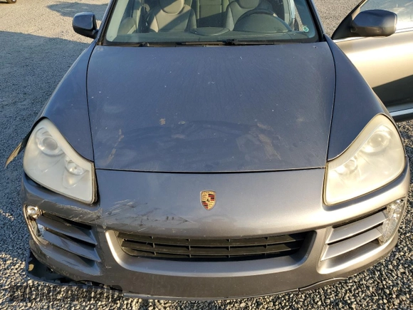2010 Porsche Cayenne z VIN WP1AA2AP6ALA06294, wystawiony jako Copart lot #81349684 z przebiegiem 142 992 mil mil oraz Szkody całkowita. Historia ofert i sprzedaży dostępna na DreamBid. Obrazek 12.