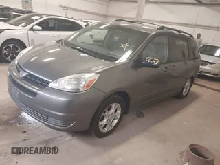 2005 Toyota Sienna LE with VIN 5TDBA23C05S049050, listed as a IAAI auction lot 42146646 with 313,528 mi miles. Bid and sale history available at carsss.com. Image 2.