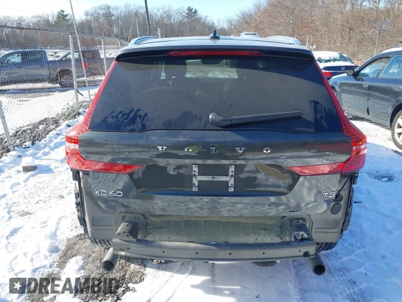 2019 Volvo XC60 Momentum z VIN LYV102RK4KB237679, wystawiony jako IAAI lot #41329763 z przebiegiem 47 535 mil mil oraz . Historia ofert i sprzedaży dostępna na DreamBid. Obrazek 17.