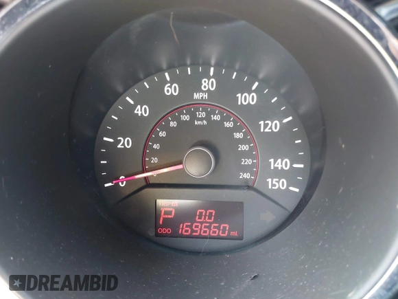 2011 Kia Sorento EX with VIN 5XYKU4A21BG034062, listed as a IAAI auction lot 42157818 with 169,660 mi miles. Bid and sale history available at carsss.com. Image 7.