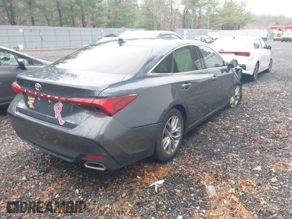 2019 Toyota Avalon XLE with VIN 4T1BZ1FB2KU030640, listed as a IAAI auction lot 41849810 with 44,531 mi miles. Bid and sale history available at carsss.com. Image 4.