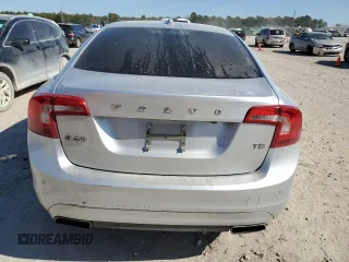 2015 Volvo S60 T5 Drive-E Premier with VIN YV140MFK7F2355479, listed as a Copart auction lot 39203714 with 106,920 mi miles. Bid and sale history available at carsss.com. Image 6.