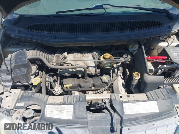 2001 Chrysler Town & Country Limited with VIN 2C8GP64L31R241168, listed as a IAAI auction lot 42094315 with 213,800 mi miles. Bid and sale history available at carsss.com. Image 10.