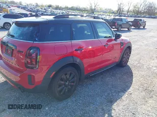 2023 MINI Countryman Cooper S z VIN WMZ83BR03P3R02336, wystawiony jako IAAI lot #41943111 z przebiegiem 22 784 mil mil oraz . Historia ofert i sprzedaży dostępna na DreamBid. Obrazek 4.