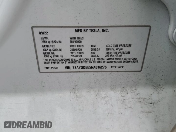 2022 Tesla Model Y Long Range z VIN 7SAYGDEE5NA016276, wystawiony jako Copart lot #55942355 z przebiegiem 14 085 mil mil oraz Szkody całkowita. Historia ofert i sprzedaży dostępna na DreamBid. Obrazek 12.