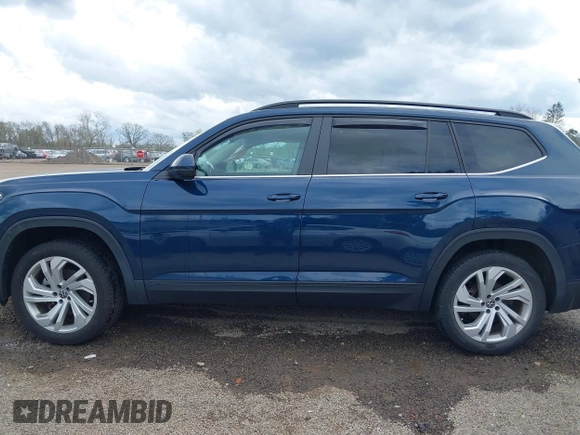 2021 Volkswagen Atlas SE z VIN 1V2JR2CA9MC547054, wystawiony jako IAAI lot #42090923 z przebiegiem 40 011 mil mil oraz . Historia ofert i sprzedaży dostępna na DreamBid. Obrazek 15.