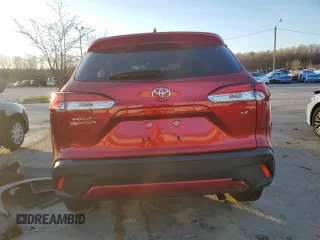 2025 Toyota Corolla Cross LE z VIN 7MUCAAAG1SV126188, wystawiony jako Copart lot #48954865 z przebiegiem 133 mil mil oraz Szkoda całkowita • Salvage title. Historia ofert i sprzedaży dostępna na DreamBid. Obrazek 6.