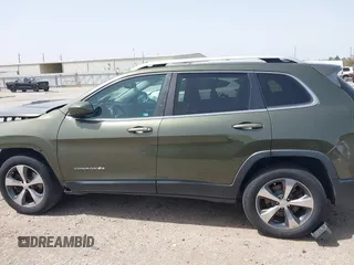 2019 Jeep Cherokee Limited with VIN 1C4PJMDX2KD225218, listed as a IAAI auction lot 41816358 with 90,744 mi miles. Bid and sale history available at carsss.com. Image 15.