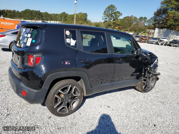 2021 Jeep Renegade Sport with VIN ZACNJCAB4MPM10768, listed as a Copart auction lot 82132594 with NaN miles and Salvage Title. Bid and sale history available at carsss.com. Image 3.