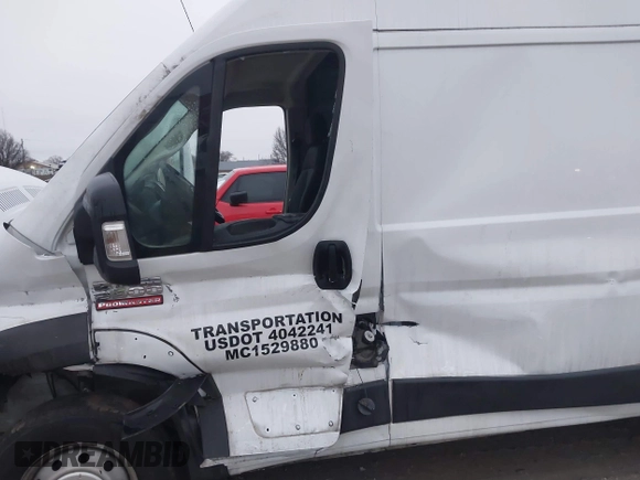 2019 Ram ProMaster Cargo with VIN 3C6TRVCG1KE526566, listed as a IAAI auction lot 41462260 with 192,275 mi miles and . Bid and sale history available at DreamBid. Image 6.