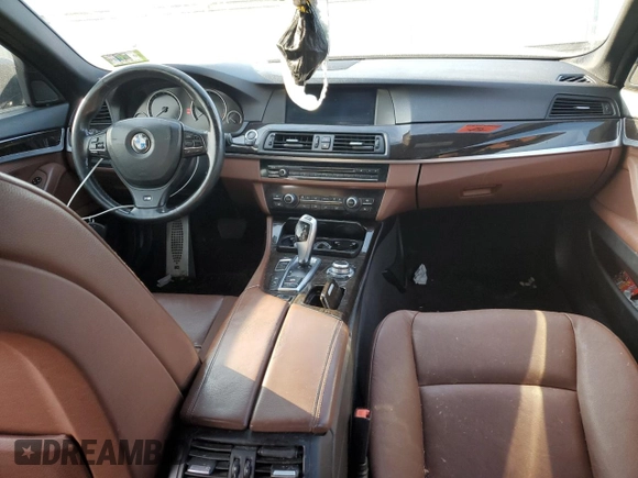 2013 BMW 5 Series 535i xDrive with VIN WBAFU7C54DDU74933, listed as a Copart auction lot 50698855 with 156,112 mi miles and Salvage Title. Bid and sale history available at DreamBid. Image 8.