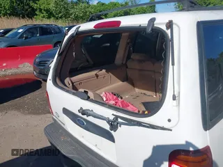 1999 Ford Explorer XLT with VIN 1FMZU34E5XZA25819, listed as a IAAI auction lot 42196784 with 178,704 mi miles and . Bid and sale history available at DreamBid. Image 6.