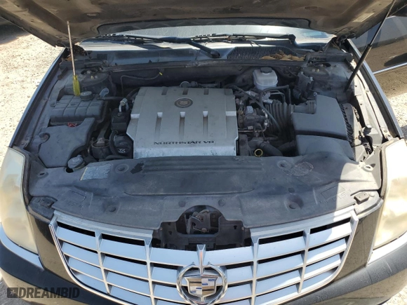 2008 Cadillac DTS Professional 1SH with VIN 1GEEH00Y98U500321, listed as a Copart auction lot 52588845 with 170,325 mi miles and Clean Title. Bid and sale history available at carsss.com. Image 11.