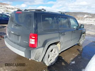 2007 Jeep Patriot Limited с VIN 1J8FF48W77D316919, выставлен на аукционе IAAI как лот 41601000 с пробегом 176 242 миль миль и . История ставок и продаж доступна на DreamBid. Изображение 4.